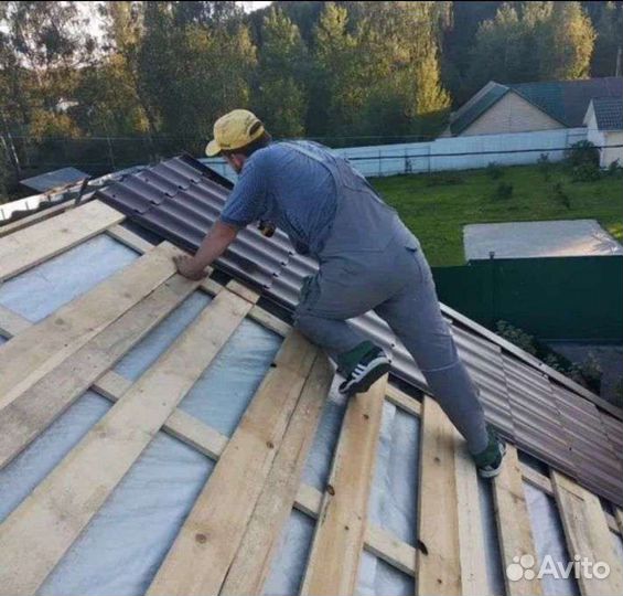 Бригада строителей