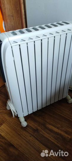 Масляный обогреватель delonghi Dragon4