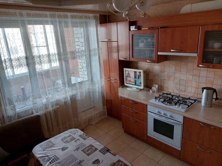 2-к. квартира, 66,4 м², 8/10 эт.