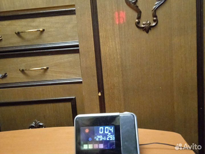 Часы электронные настольные