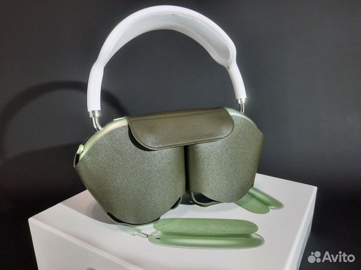 Apple airpods max green