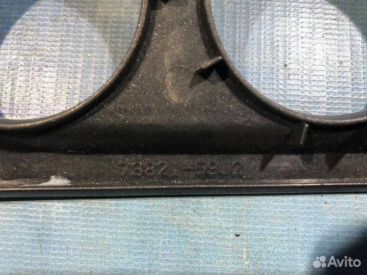 Накладка консоли центральной с A/C сузуки лиана