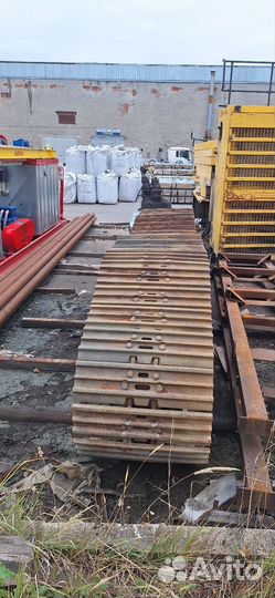 Экскаватор ходовая