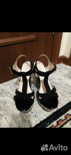 Босоножки женские 37 размер