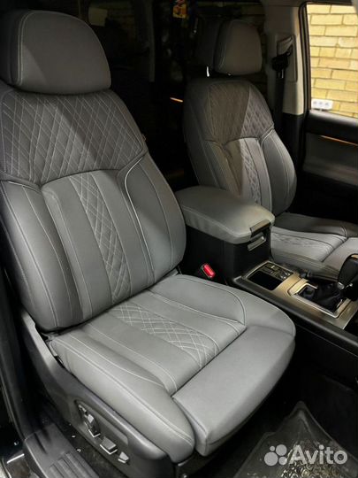 Сиденья Toyota land cruiser prado 150