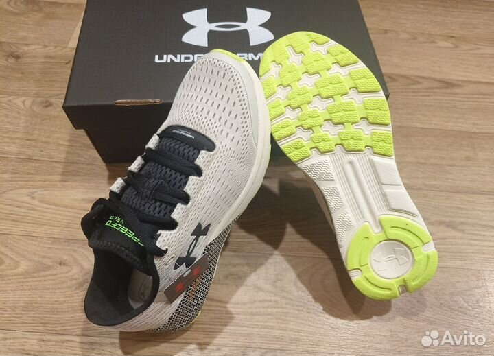 Кроссовки новые Under Armour Speedform lux бежевые