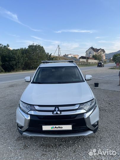 Mitsubishi Outlander 2.0 CVT, 2016, 130 000 км