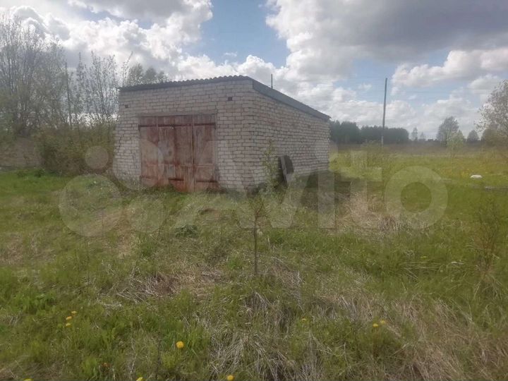 Гараж, > 30 м²