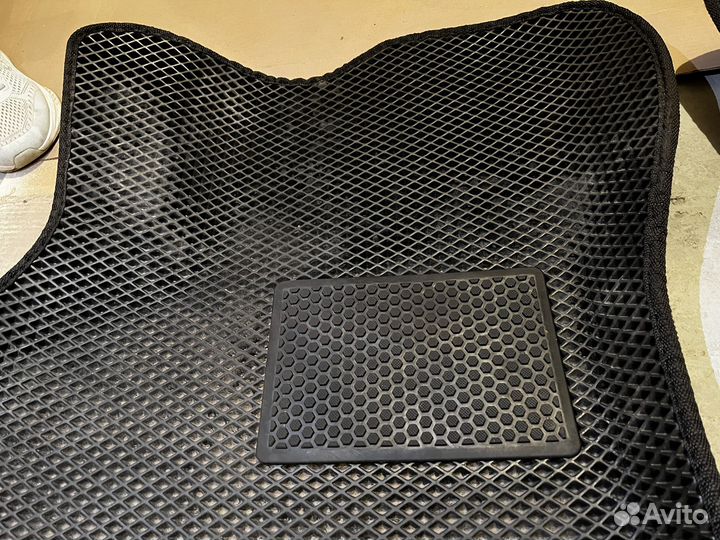 Эва коврики в машину 3D