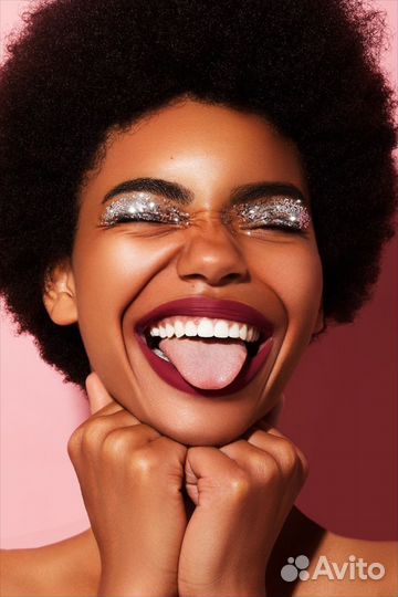 Модель на макияж