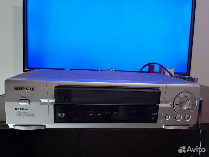 Японский видеомагнитофон 