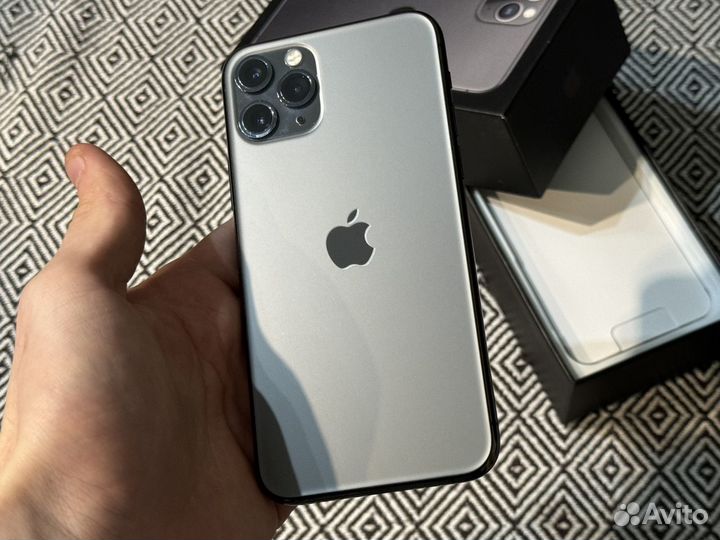 iPhone 11 Pro, 256 ГБ