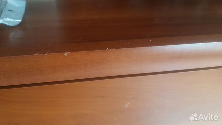 Шкаф для одежды распашной