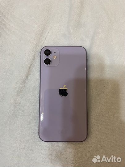 Телефон iPhone 11