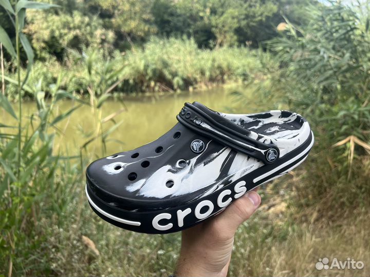 Crocs