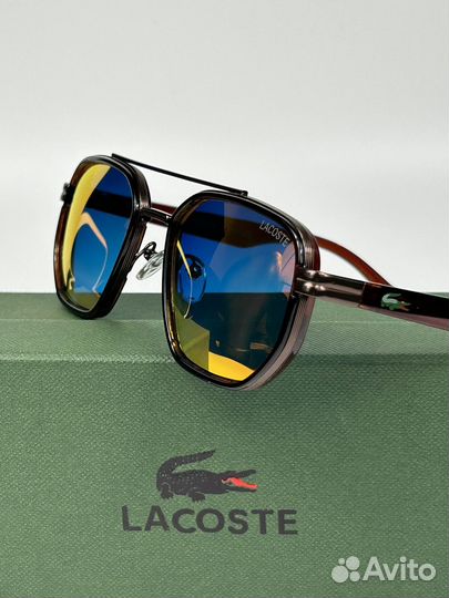 Солнцезащитные очки lacoste