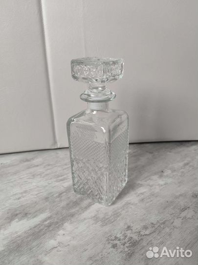 Графин хрустальный