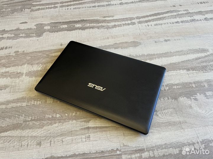 4 ядра мощный ноутбук Asus на SSD + AMD A8-4500