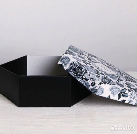 Коробка для подарков, сладостей, бьюти-бокса