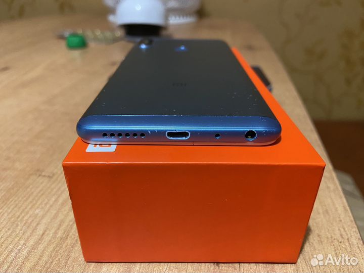 Xiaomi Redmi Note 5, 3/32 ГБ