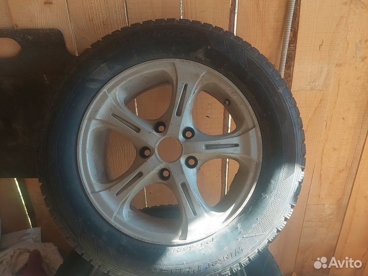 Продам резину дисками