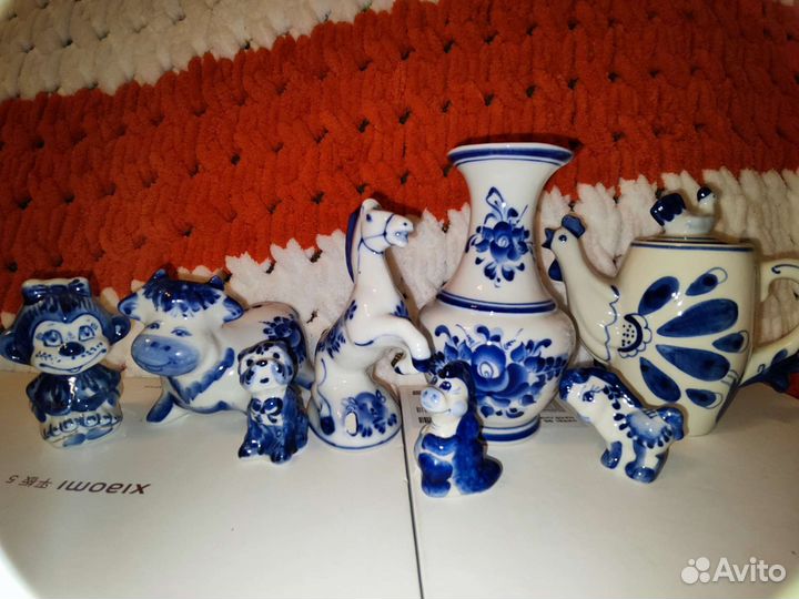 Статуэтки Гжель