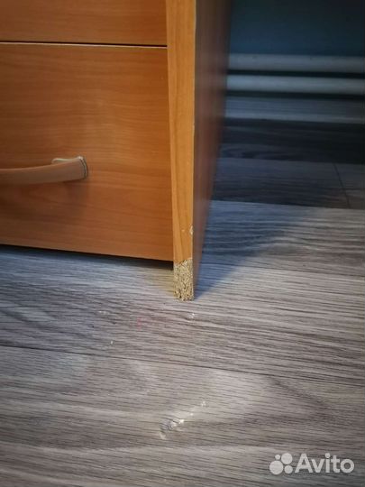 Компьютерный стол