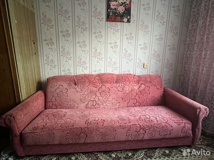 Продам диван б/у