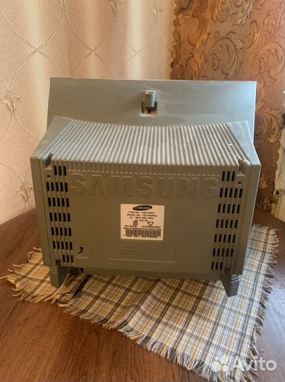 Телевизор samsung