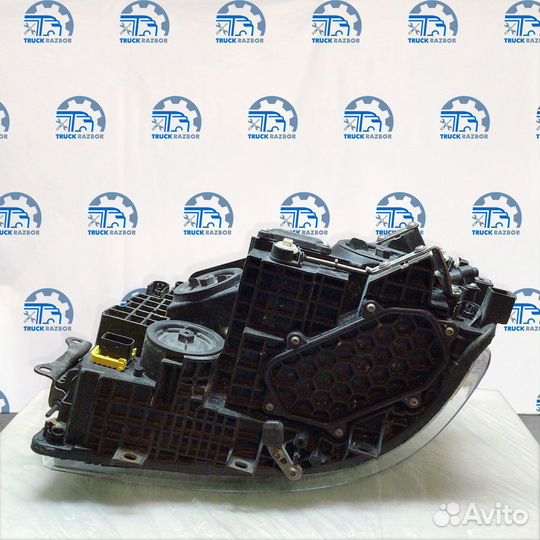 Фара, R Scania 6-Series