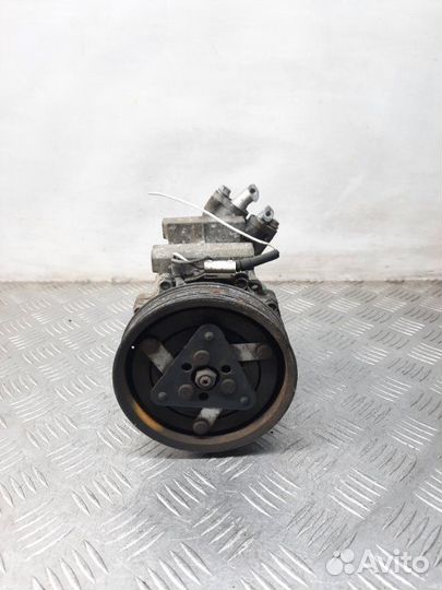 Компрессор кондиционера Renault Clio хэтчбэк 3 дв