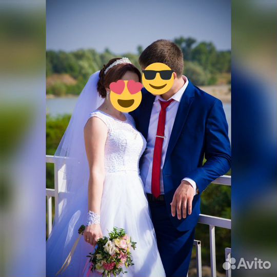 Костюм