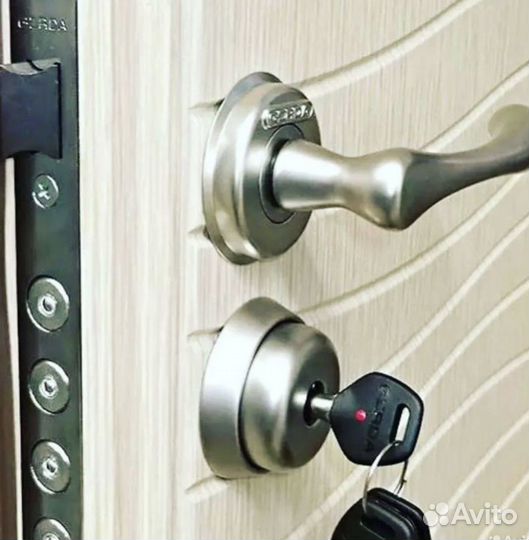 Вскрытие замков, вскрытие сейфов. Дверей