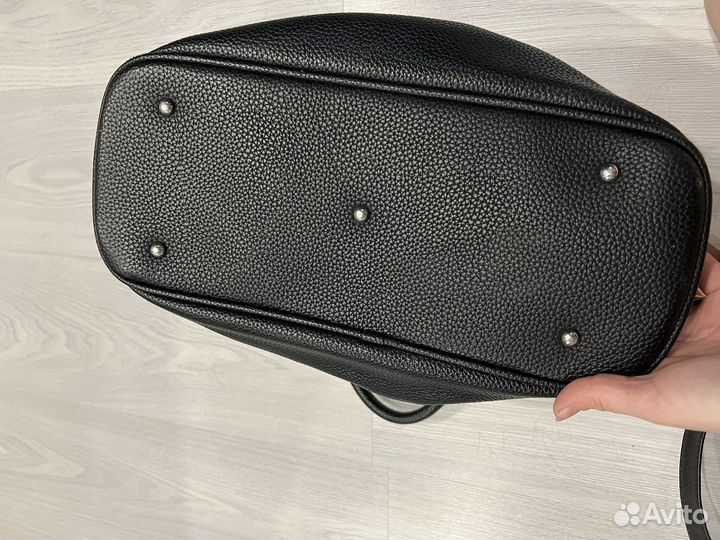 Продам сумку furla