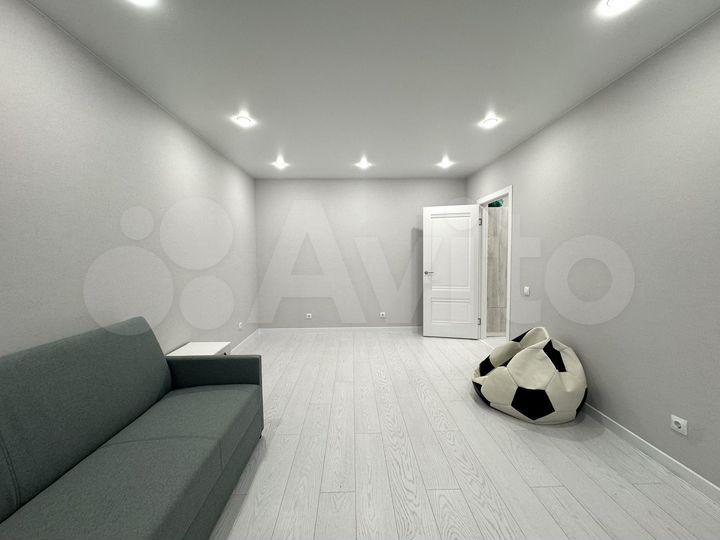 2-к. квартира, 60 м², 4/9 эт.