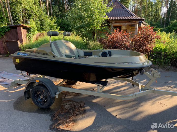 Электрическая лодка Emotion