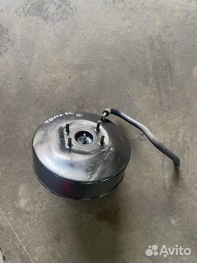 Тормозной вакуум Toyota dyna, town Ace 3L