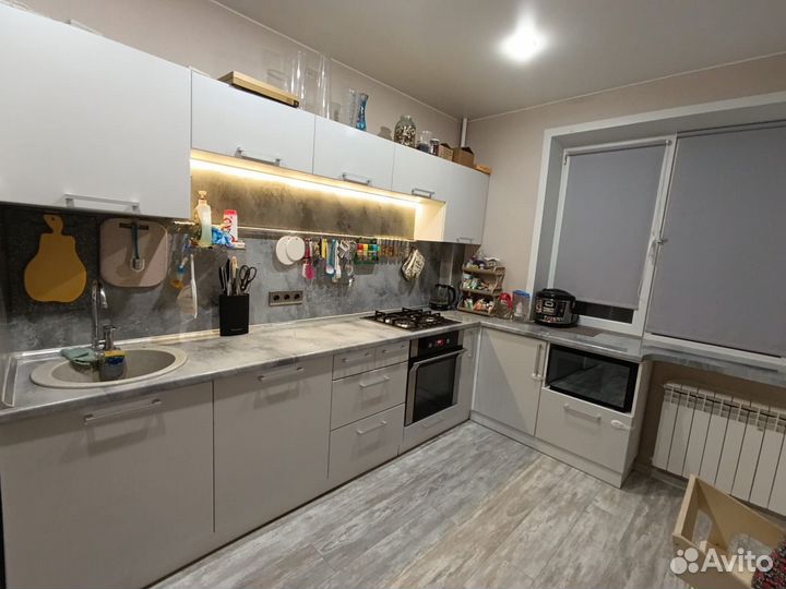 Кухня угловая бу