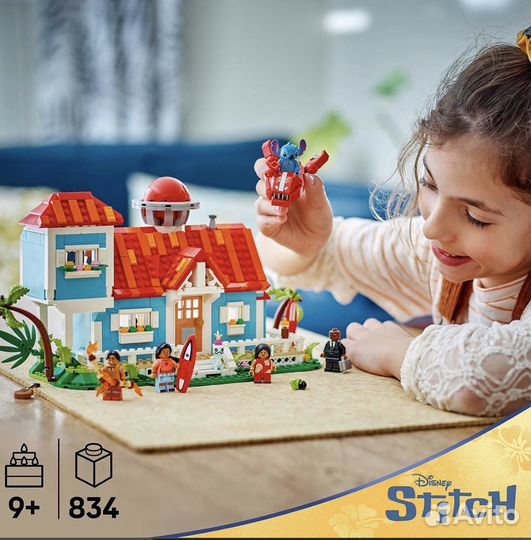 Lego Disney 43268 Лило и Стич: Домик на Пляже