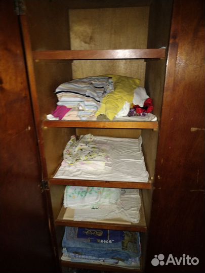 Шкаф плотяной, старинная и антикварная мебель