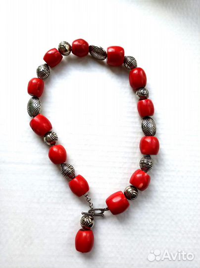 Бусы красный коралл