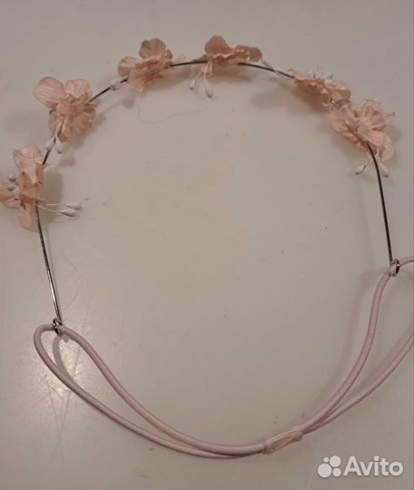 Ободок с цветами женский