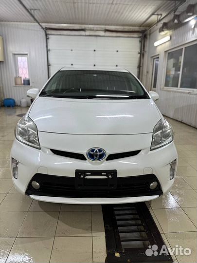 Toyota Prius 1.8 AT, 2012, 132 539 км
