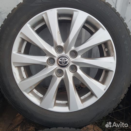 Колеса в сборе r17 зимние toyota camry