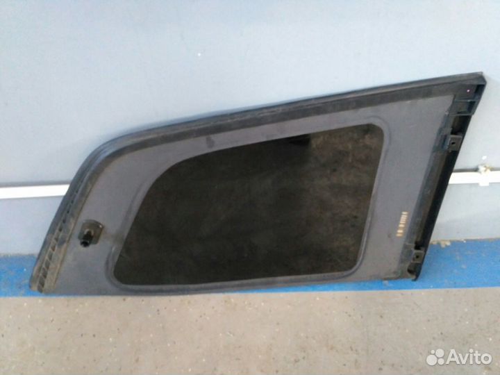 Форточка задняя левая Mercedes GL 166