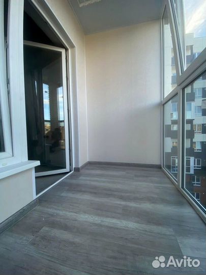 Остекление балконов под ключ