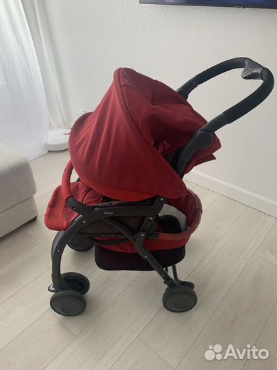Прогулочная коляска chicco