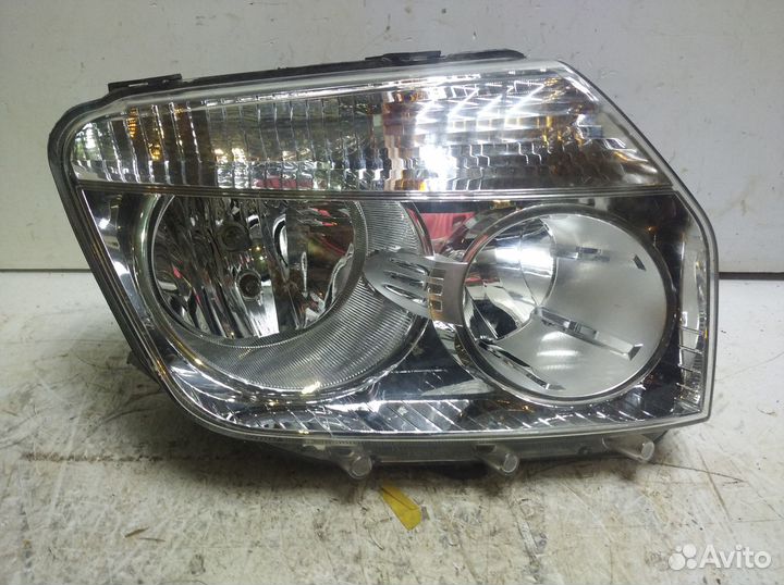 Фара правая Renault Duster 2010-2021