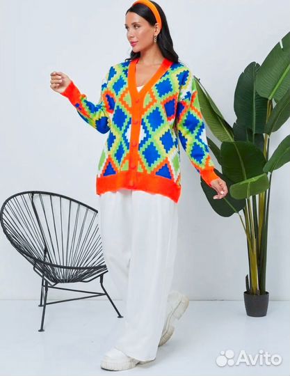 Кардиган женский удлиненный теплый на пуговицах