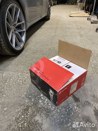 Задние тормозные диски Brembo Lexus is 250, Gs 300